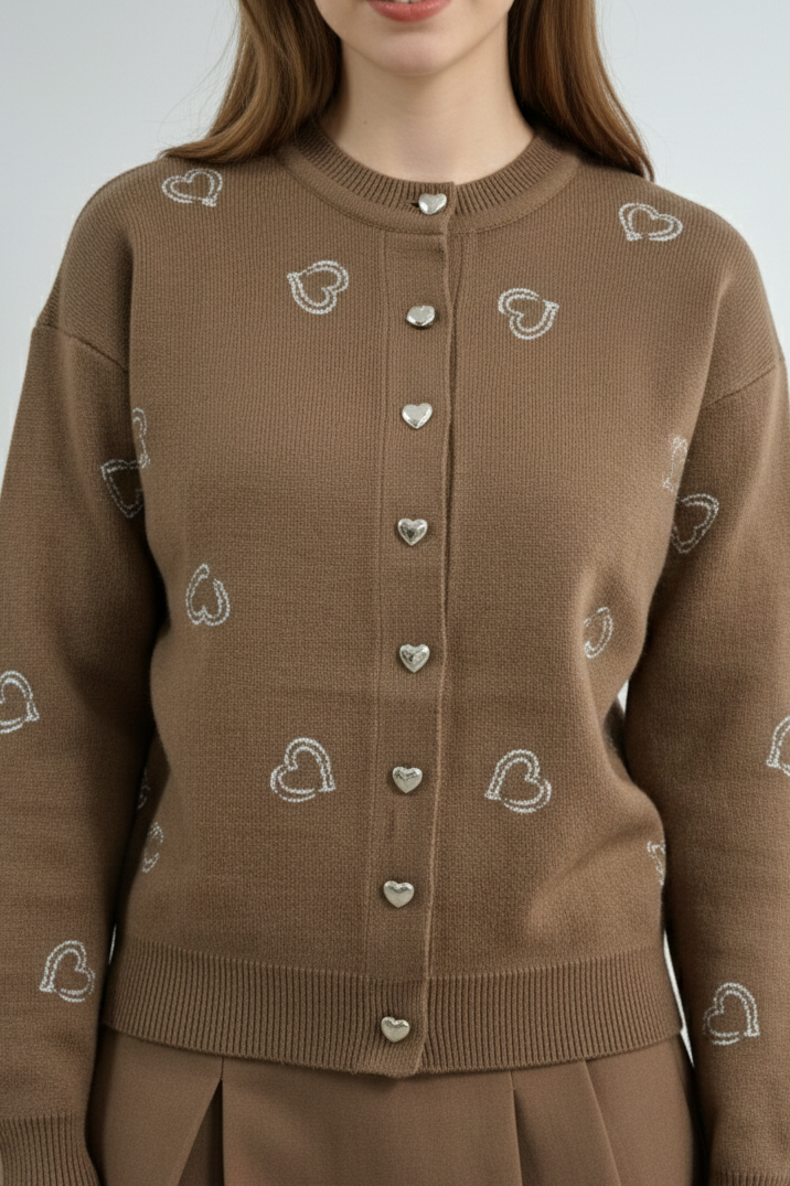 Bisiklet Yaka Kalp Düğme ve Kalpler Nakışlı Triko Hırka