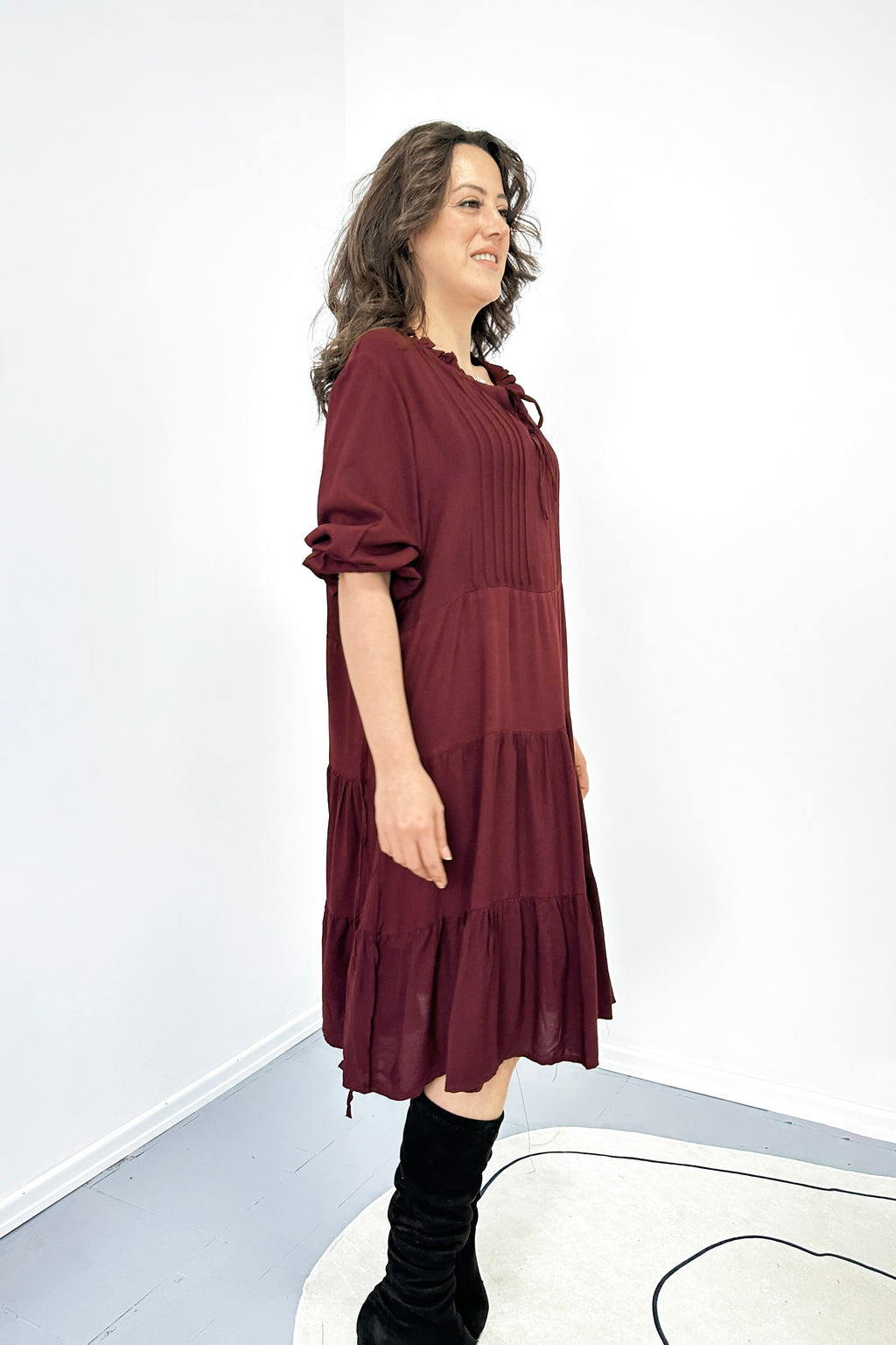 Bağlama Yaka Detaylı Kat Kat Viskon Elbise