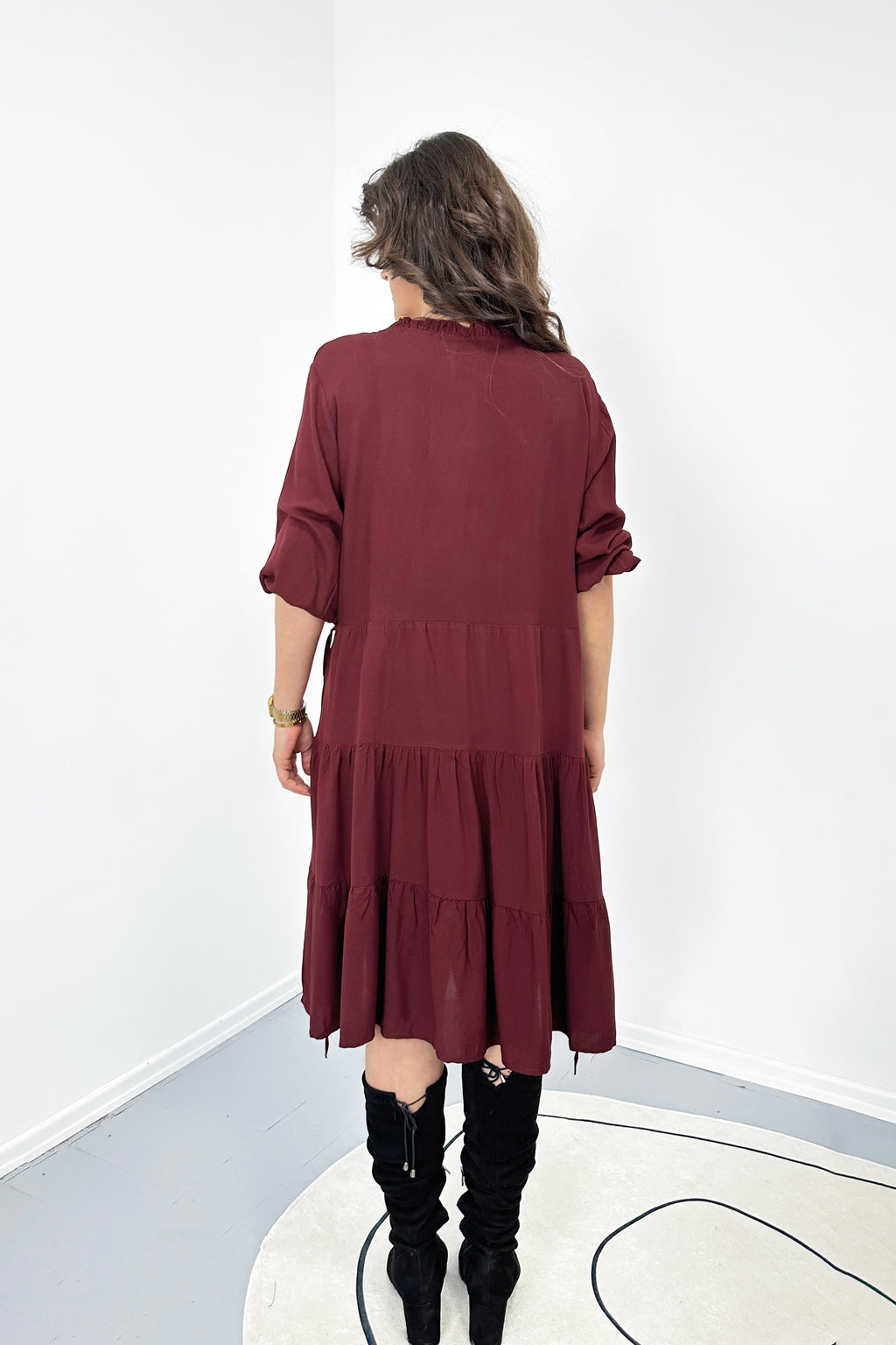 Bağlama Yaka Detaylı Kat Kat Viskon Elbise