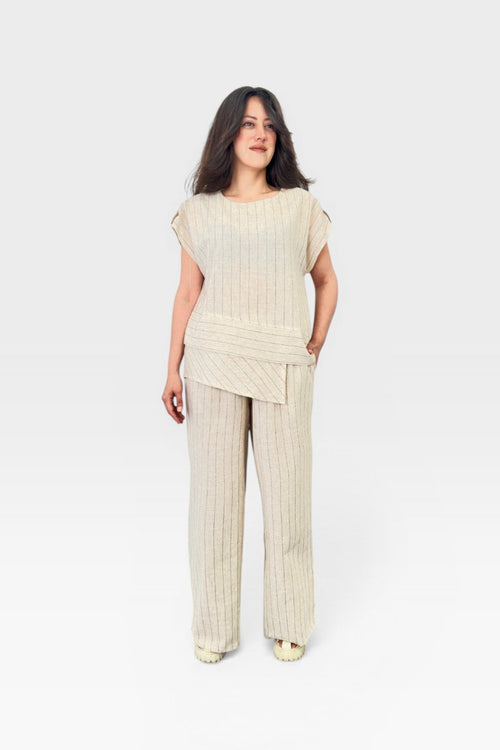 Asimetrik Kesim Çizgili Keten Bluz ve Pantolon Takım
