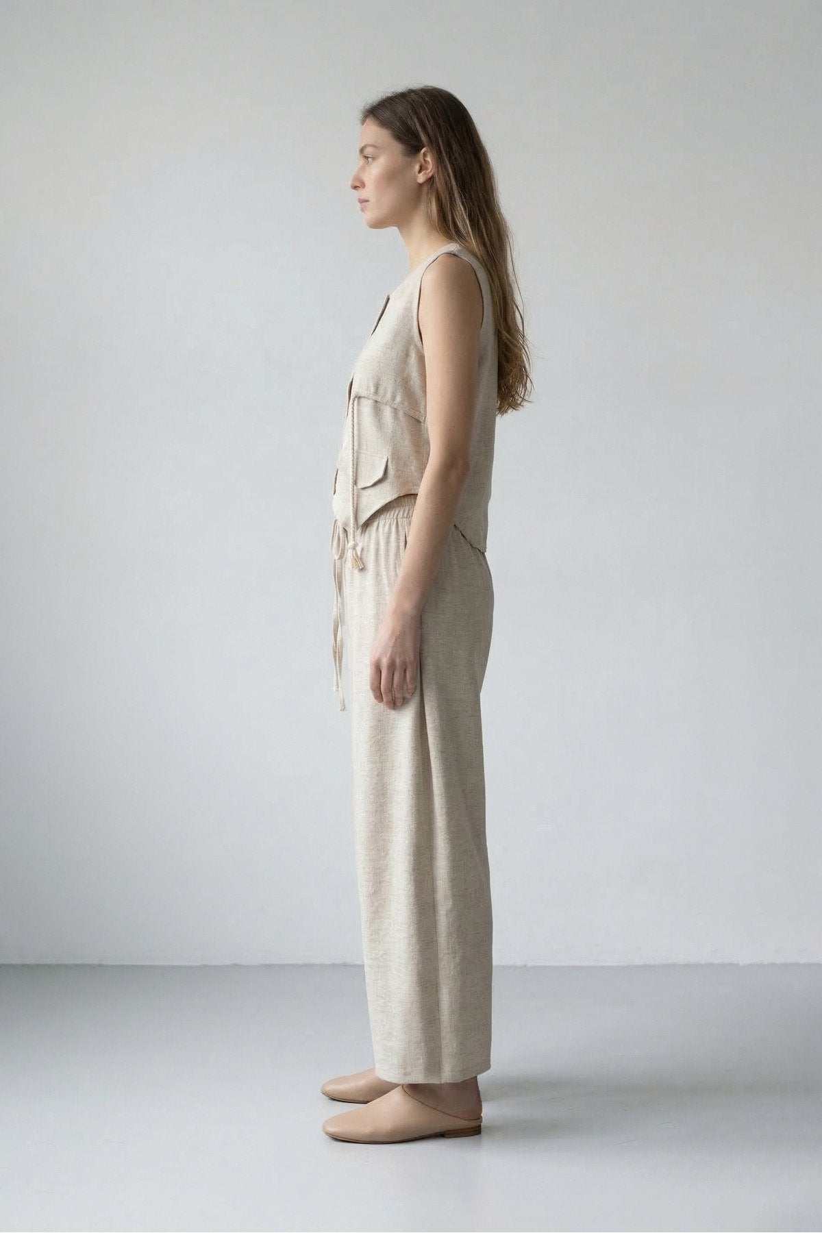 Bej Keten Yanları Halat Detaylı Yelek ve Geniş Paça Pantolon